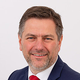 マルクス・ハース、METALSの営業部長