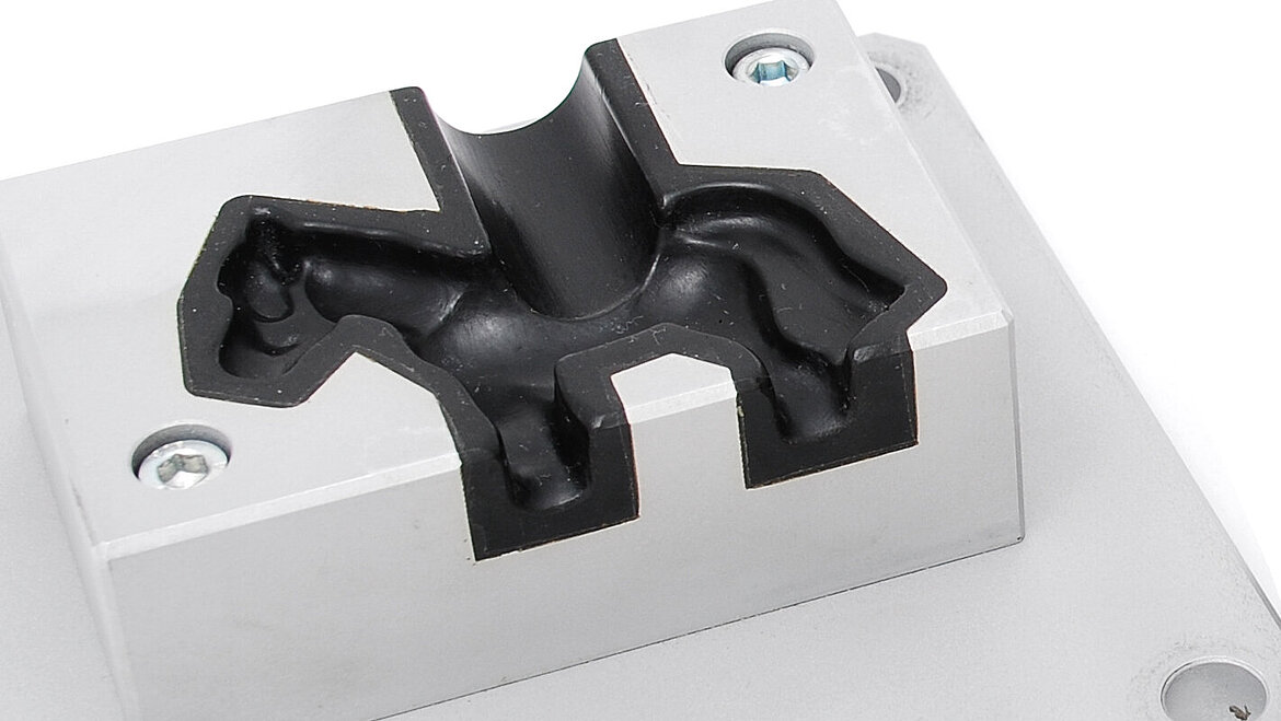 energiefokussierung-beim-ultraschall-schweissen-energierichtungsgeber-werkzeuge